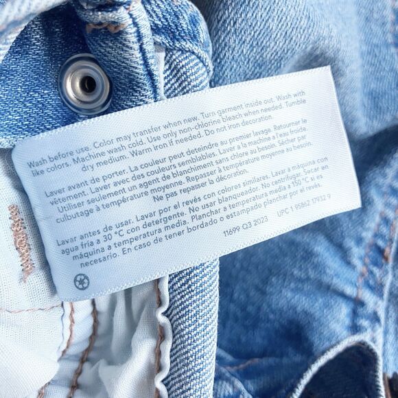 OshKosh Bgosh Girls 12 Mos Denim Overalls Floral Print Cuff Blue Jean Snap Legs - Picture 9 of 9